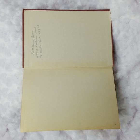 Peloubet's Bible Dictionary Red Hardcover Book - Picture 15 of 16